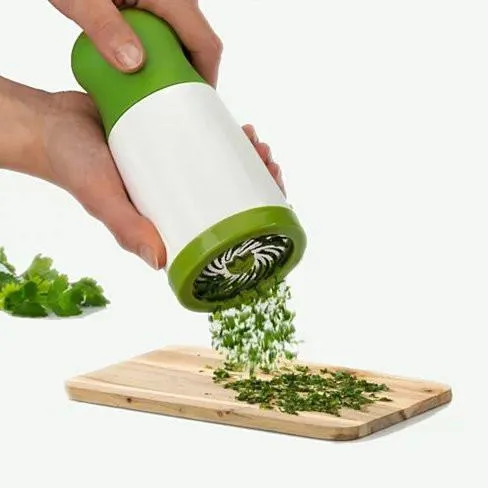 Fresh Garden Herb and Spice Mill