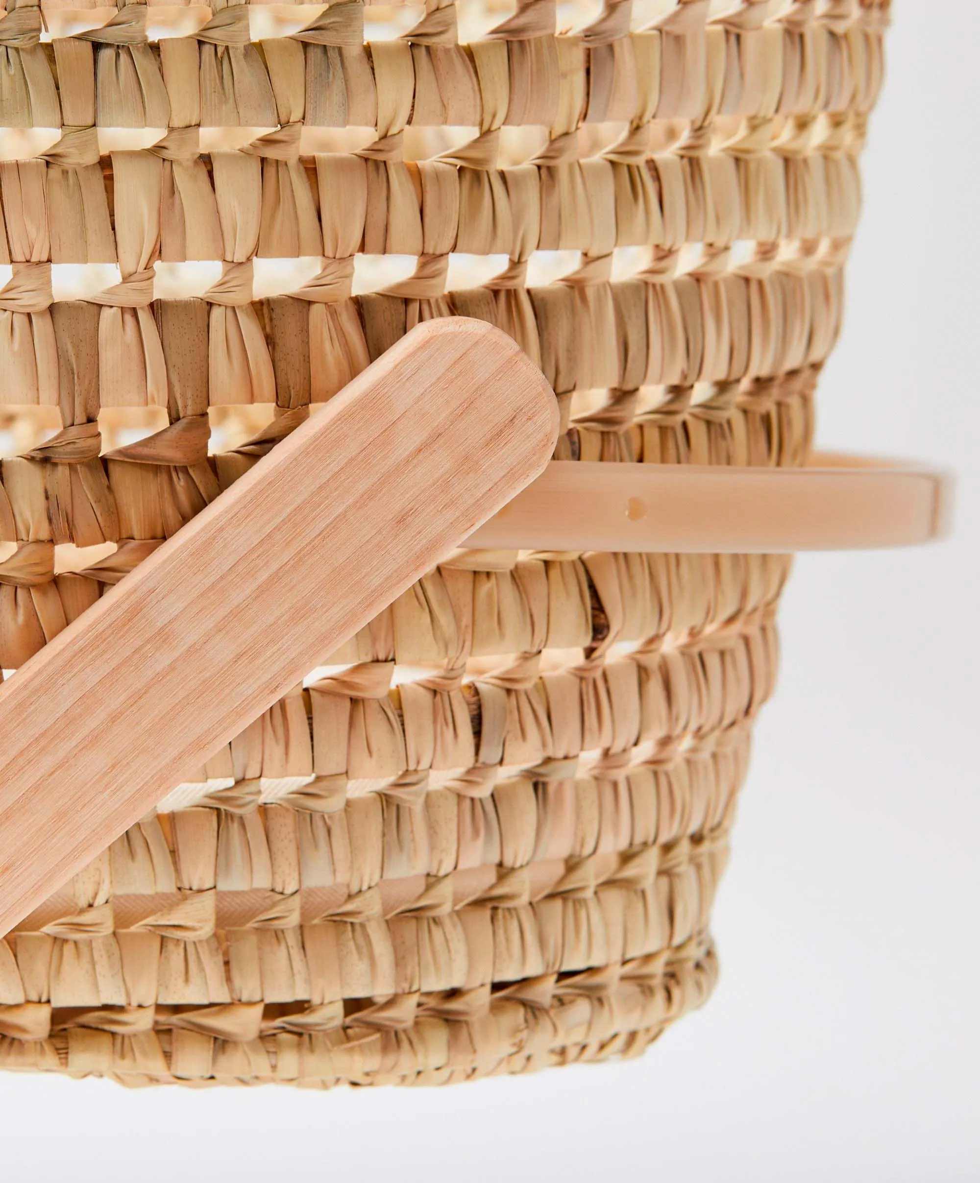 Little Green Sheep Moses Basket Stand - Natural