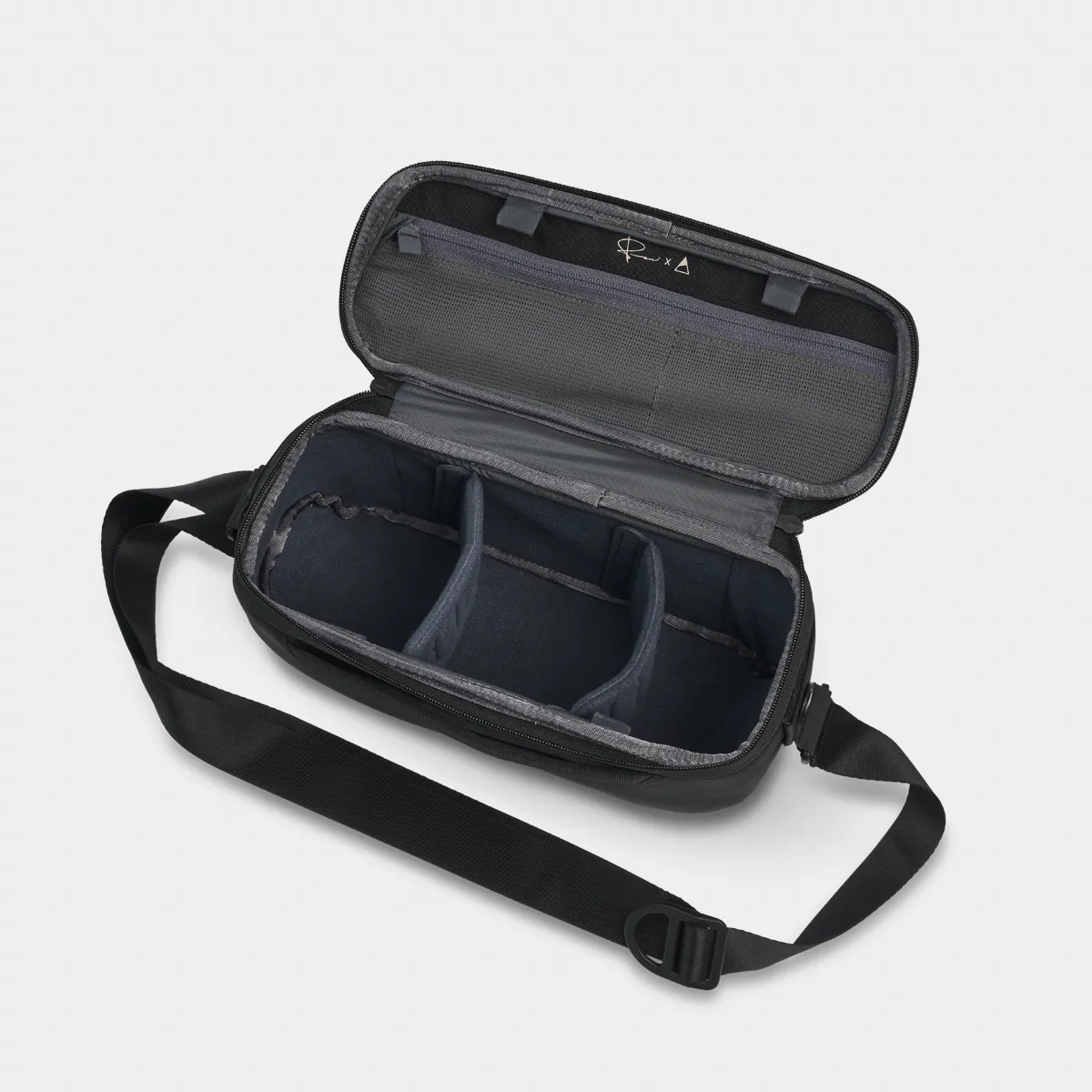 Luma Camera Sling 9L - Lost and Found