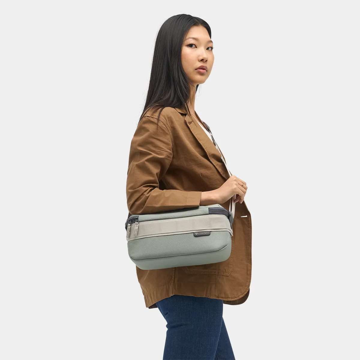 Luma Camera Sling 9L - Lost and Found