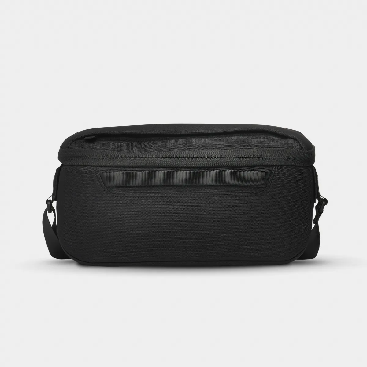 Luma Camera Sling 9L - Lost and Found