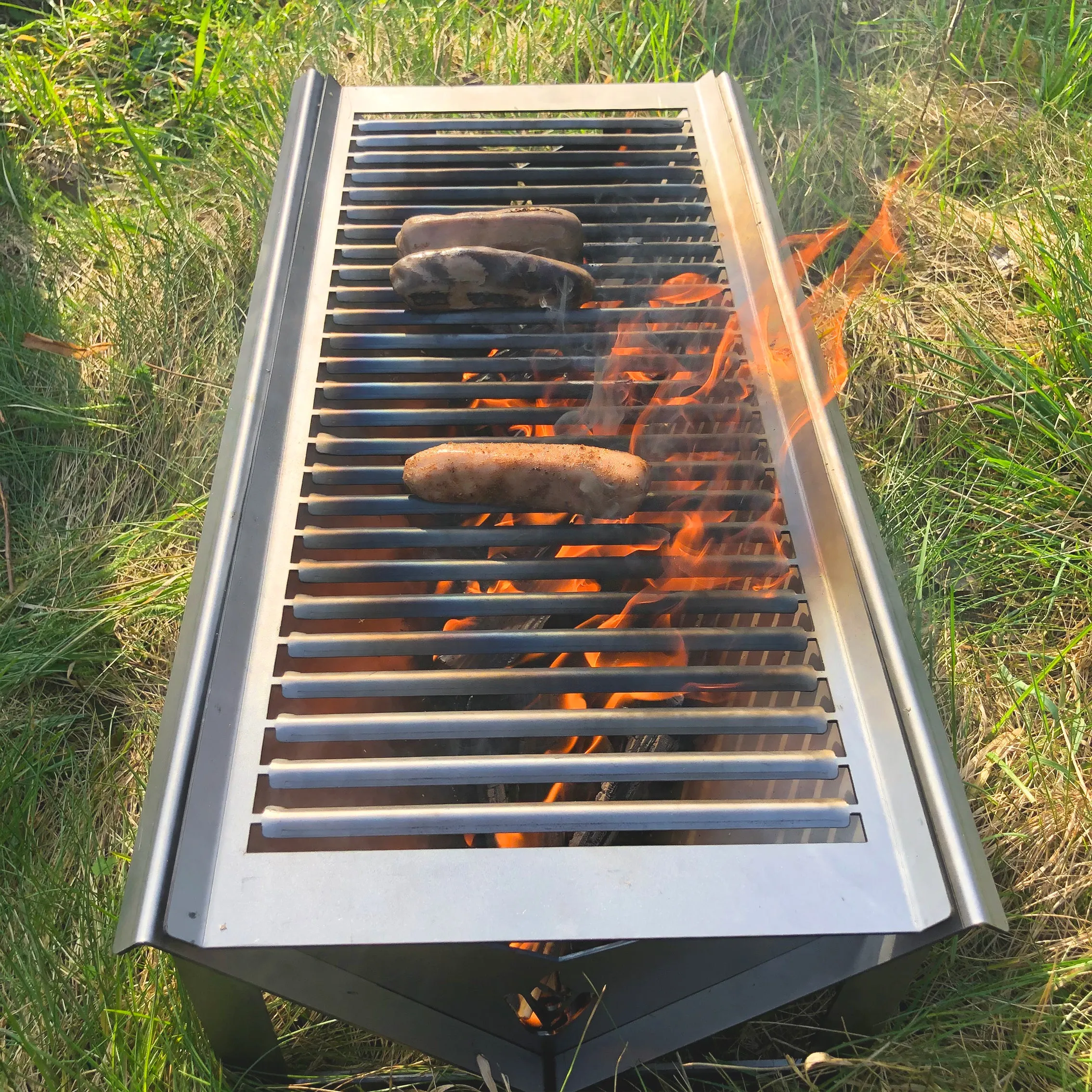 Volcann™ Large Flatpack Portable Full Grill Top BBQ