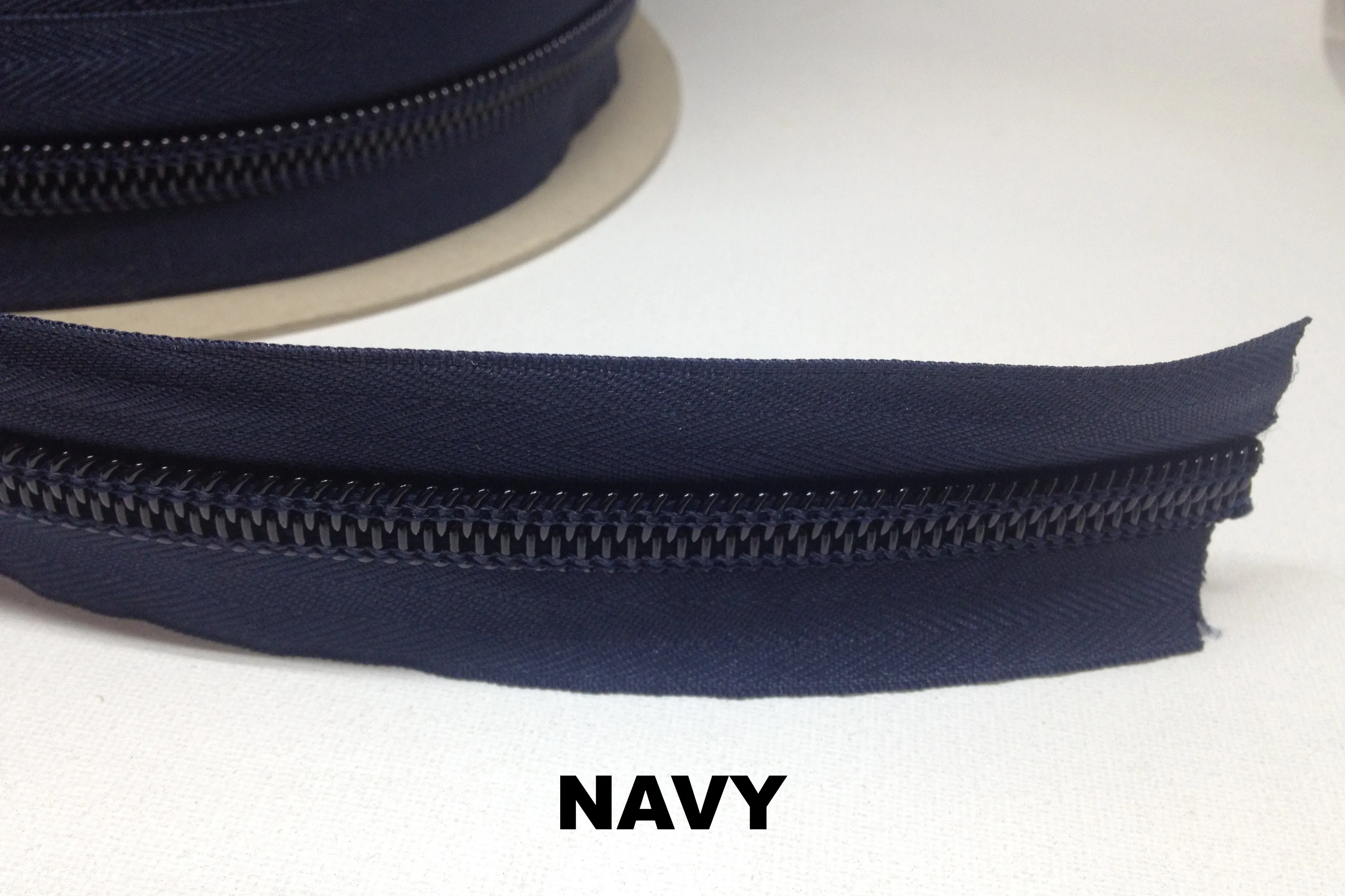 Z990 - Continuous Coil Zip, No.10