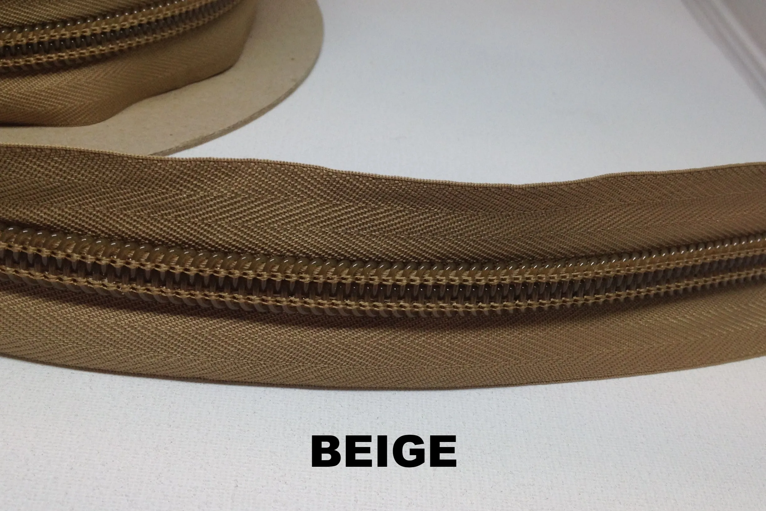 Z990 - Continuous Coil Zip, No.10